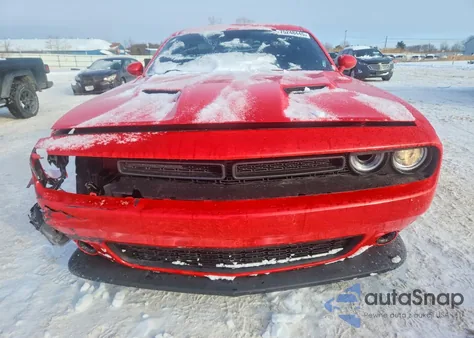 2022 Dodge Challenger Sxt z USA, uszkodzony, nr VIN 2C3CDZAG7NH211334